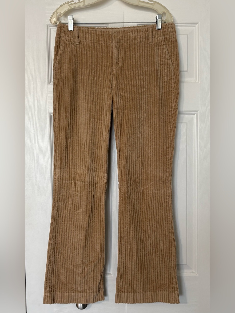 Banana Republic Vintage low-rise bootcut corduroy pants - Picture 2 of 4